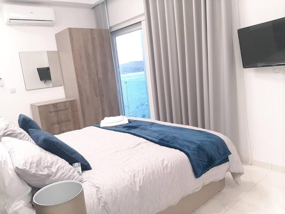 New Seafront Apartment - Spectacular Views San Pawl il-Baħar Zewnętrze zdjęcie