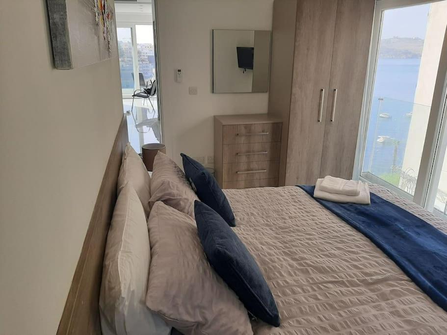 New Seafront Apartment - Spectacular Views San Pawl il-Baħar Zewnętrze zdjęcie