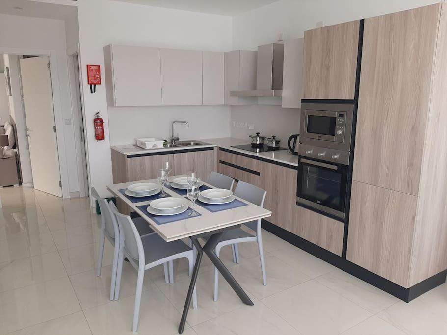 New Seafront Apartment - Spectacular Views San Pawl il-Baħar Zewnętrze zdjęcie